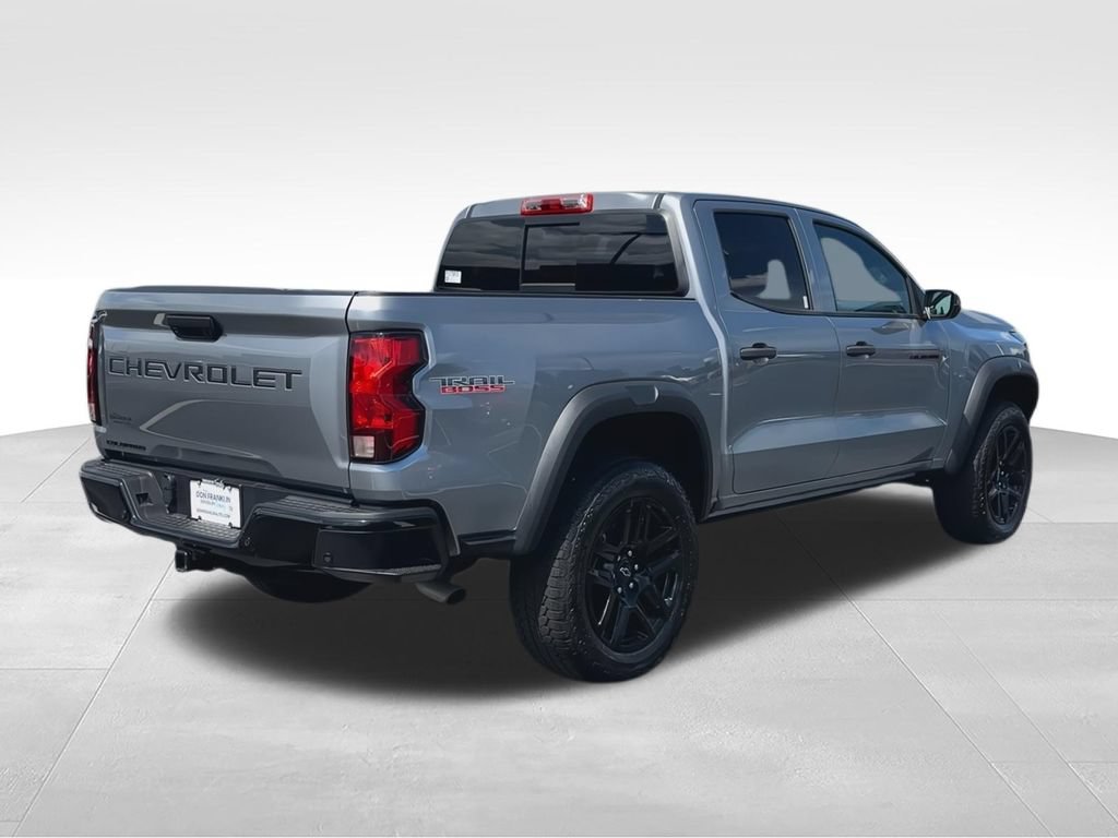 Used 2024 Chevrolet Colorado Trail Boss w/ Advanced Trailering Package AWD/4WD image 8