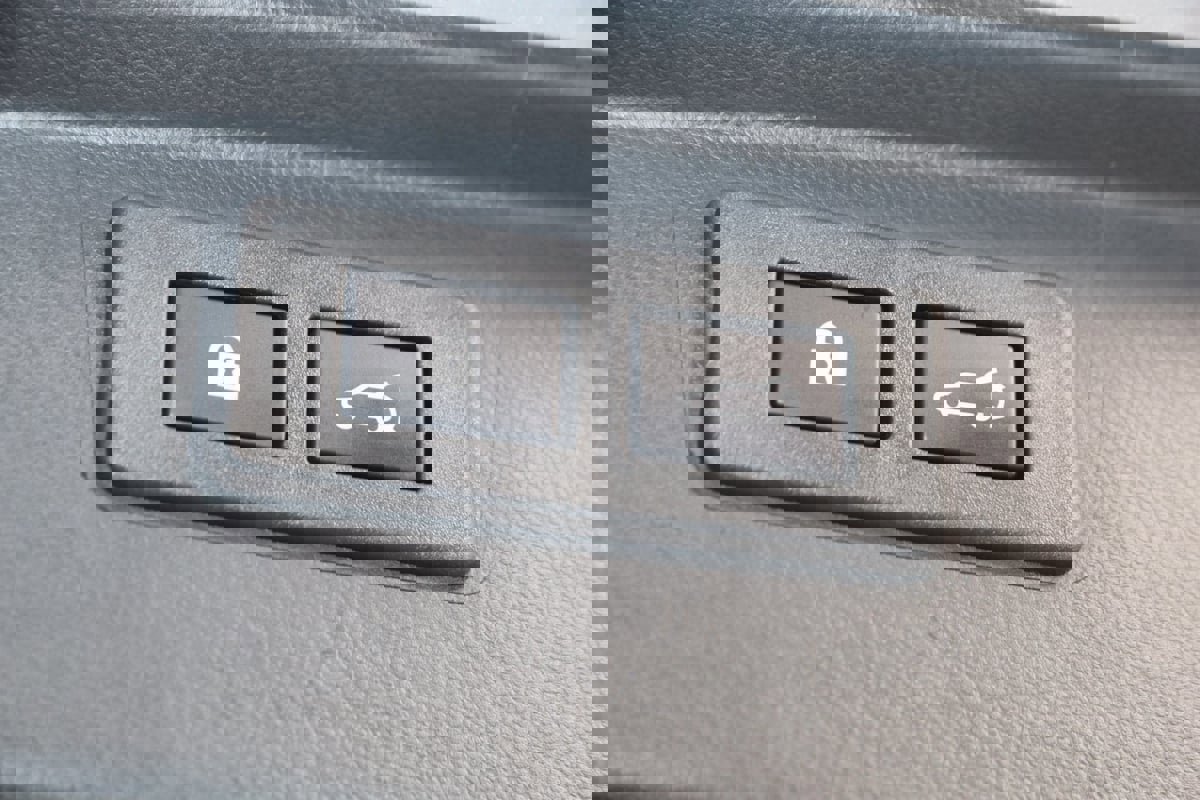 Used 2025 Subaru Outback Touring XT image 51