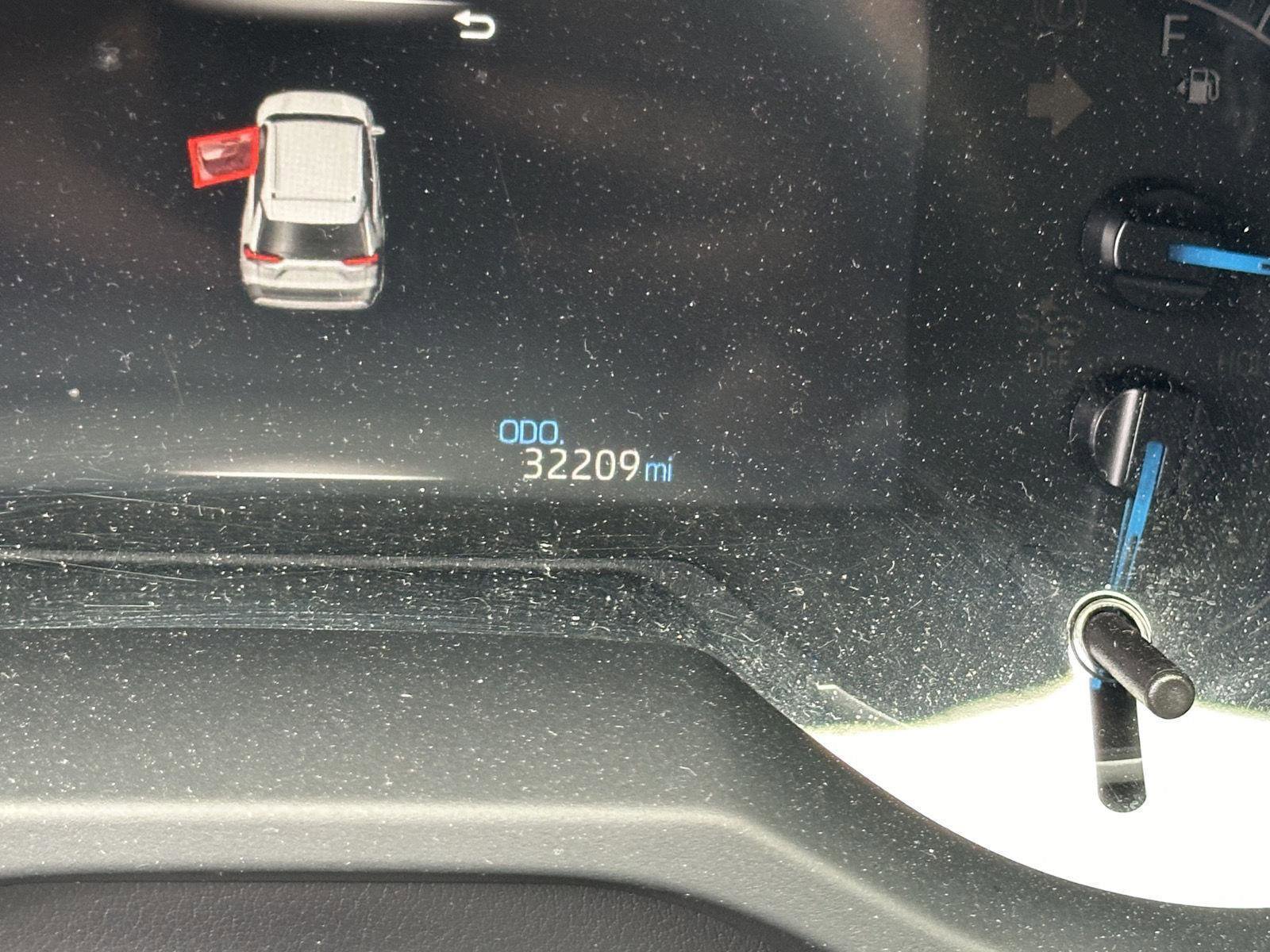 Certified 2025 Toyota RAV4 LE AWD/4WD image 13