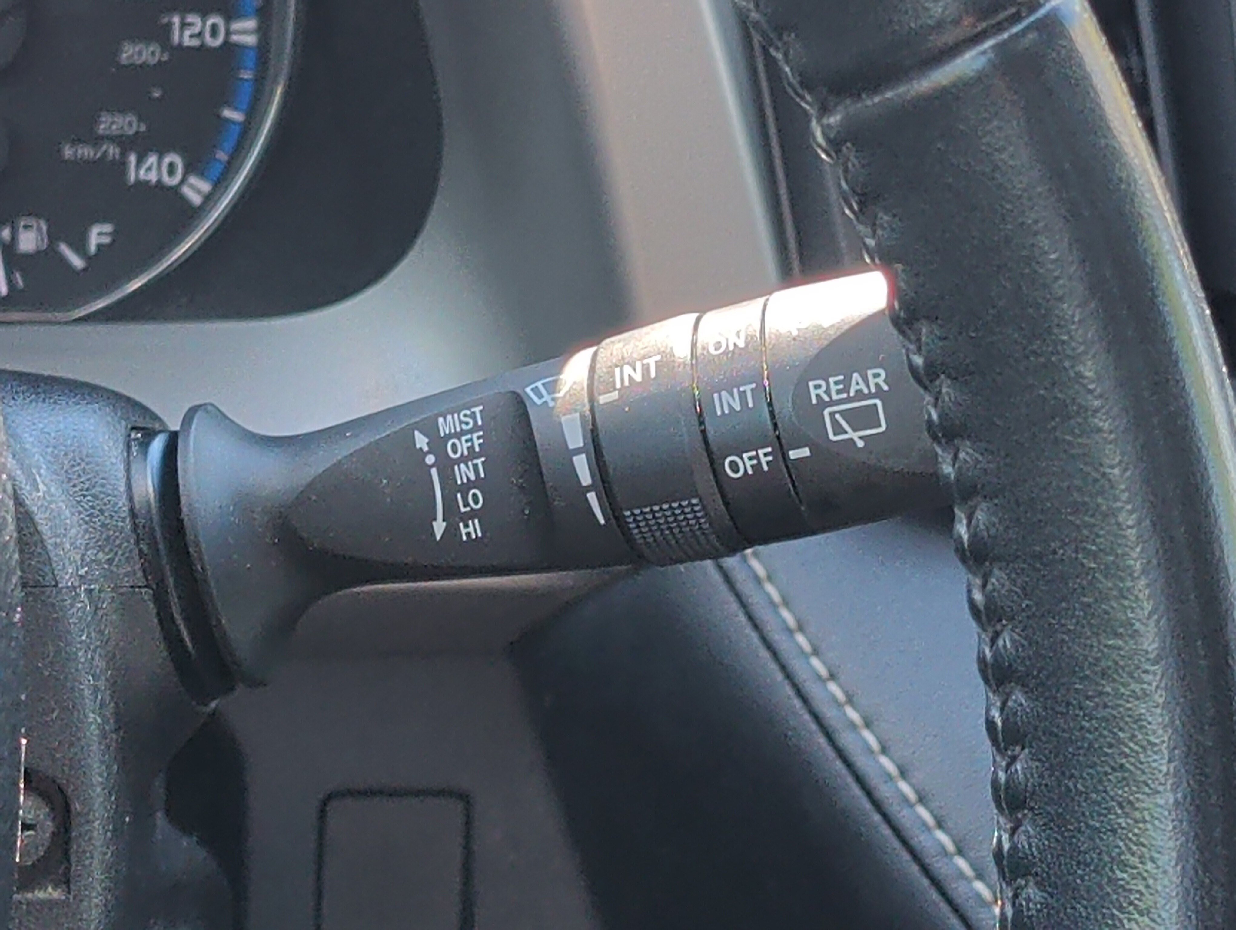 Used 2016 Toyota RAV4 XLE AWD/4WD image 30