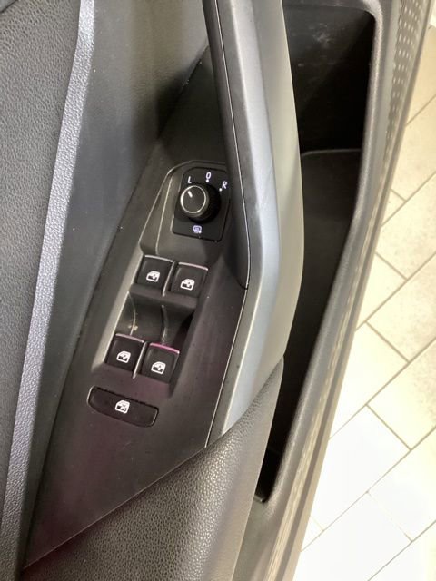 Used 2021 Volkswagen Jetta SEL image 19