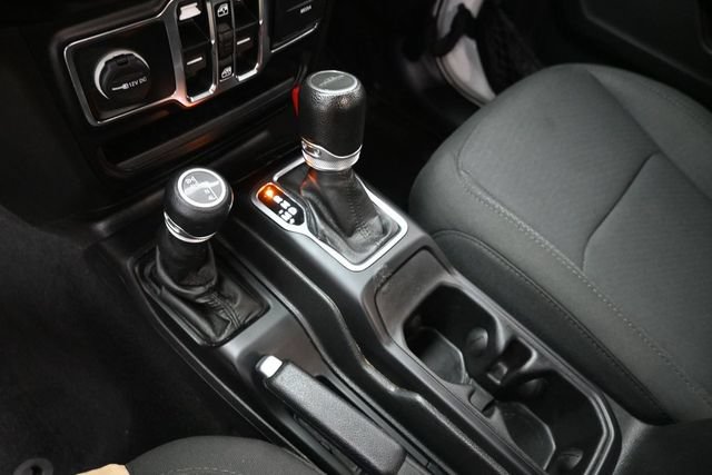 Used 2021 Jeep Gladiator Sport AWD/4WD image 24