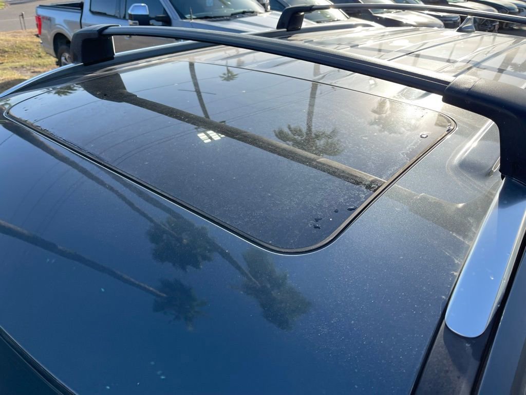 Used 2024 Kia Telluride EX w/ EX Captain's Chair Package image 24