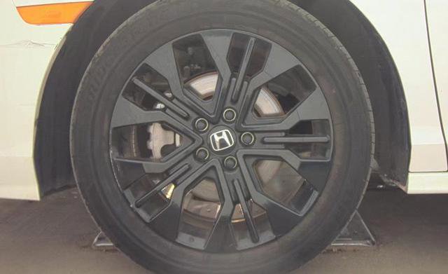 Used 2025 Honda Odyssey Sport-L image 3