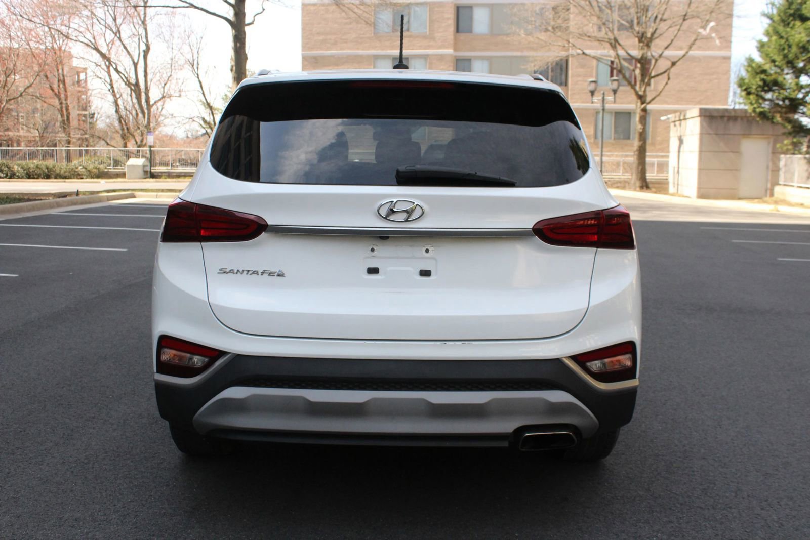 Used 2019 Hyundai Santa Fe SE FWD image 8