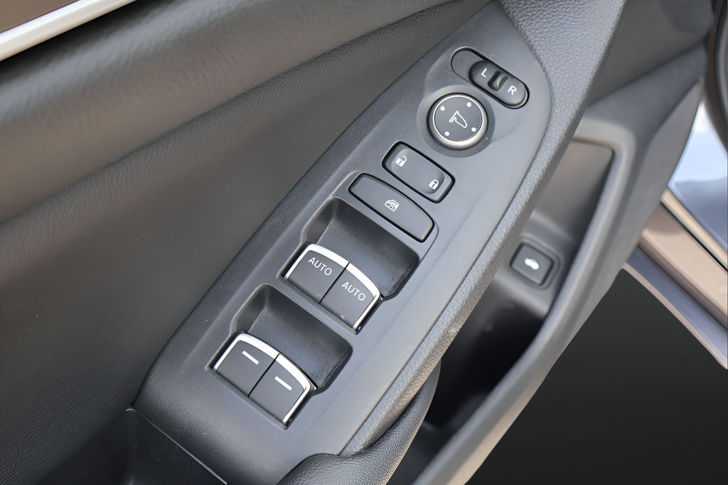 Used 2020 Honda Accord LX image 11