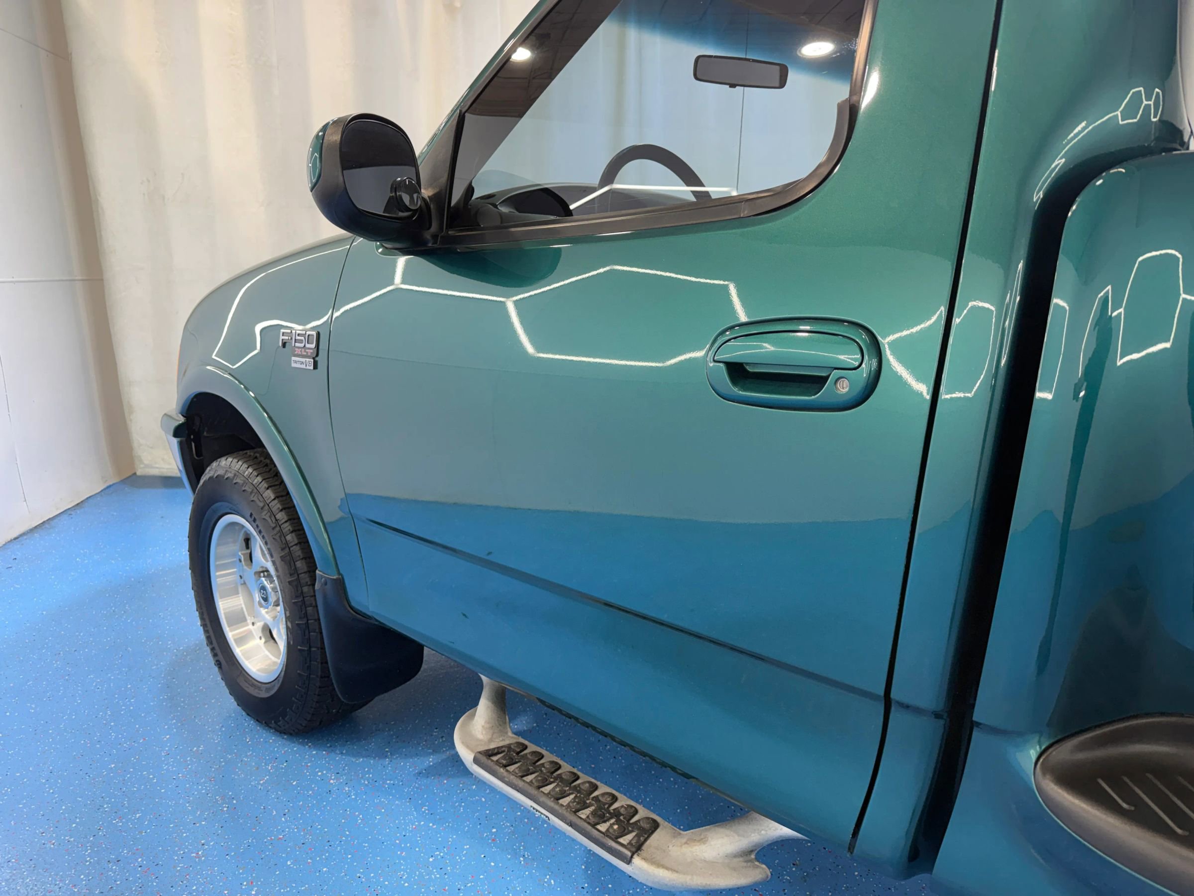 Used 1998 Ford F150 4x4 Regular Cab image 16