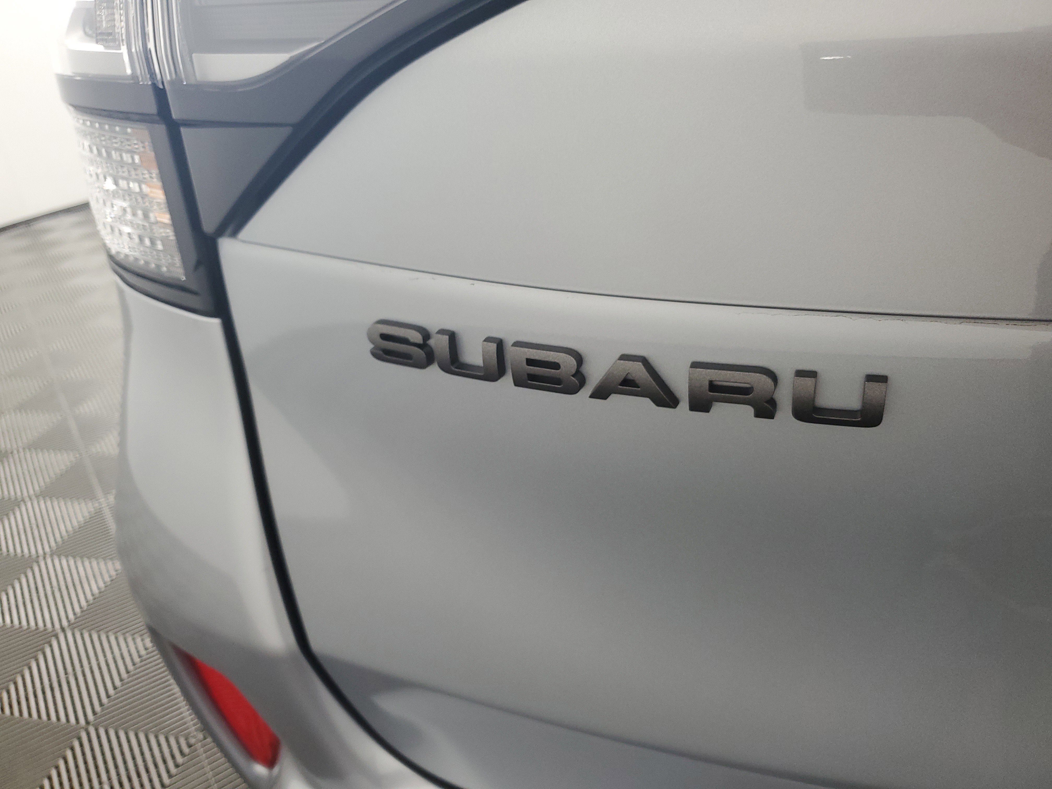 Used 2025 Subaru Forester Limited image 33