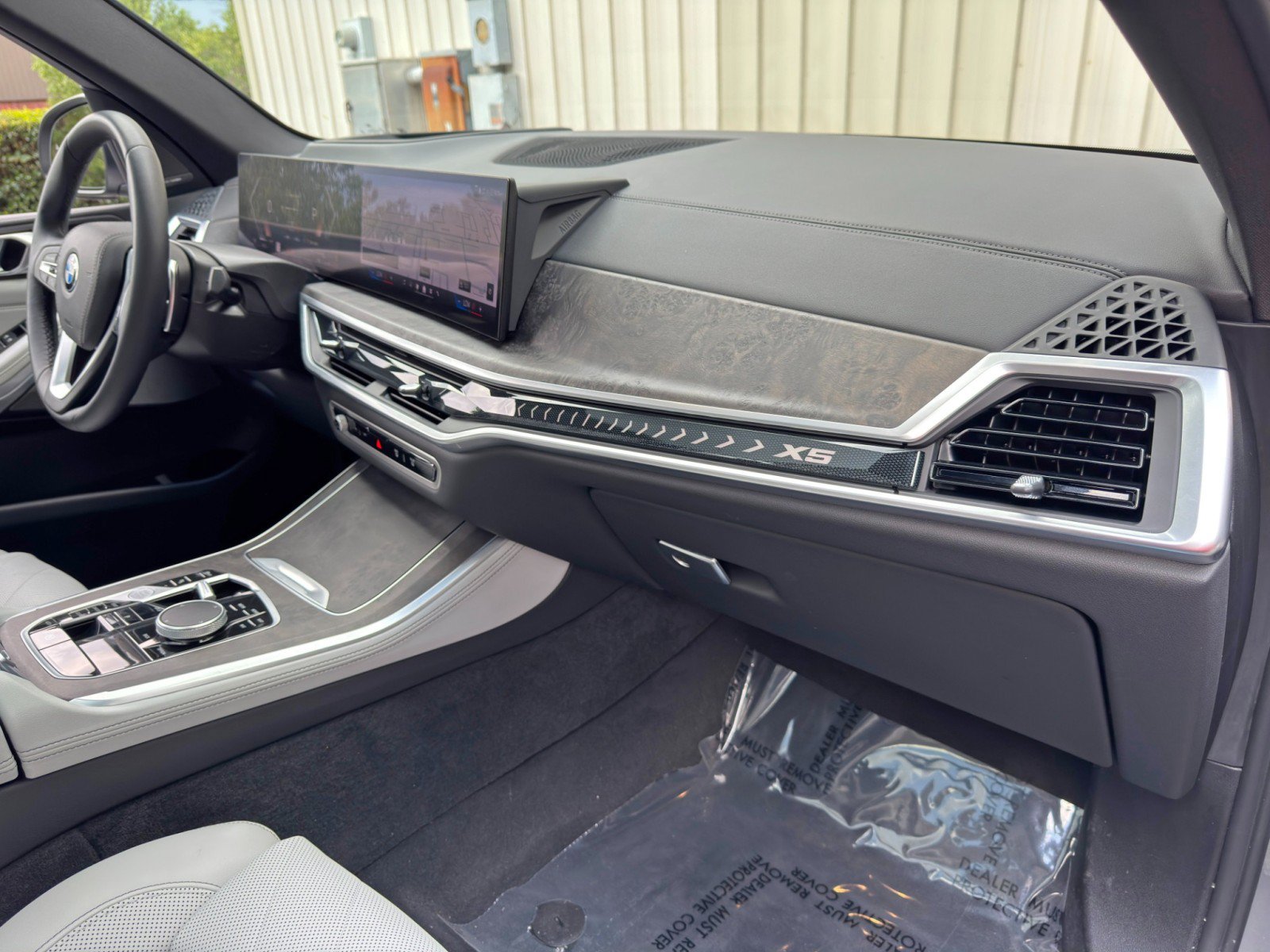 Used 2024 BMW X5 sDrive40i w/ Premium Package RWD image 15
