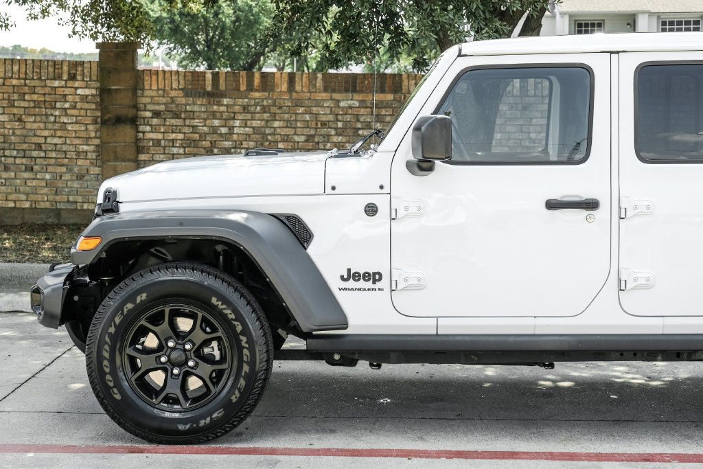 Used 2023 Jeep Wrangler Unlimited Sport AWD/4WD image 22