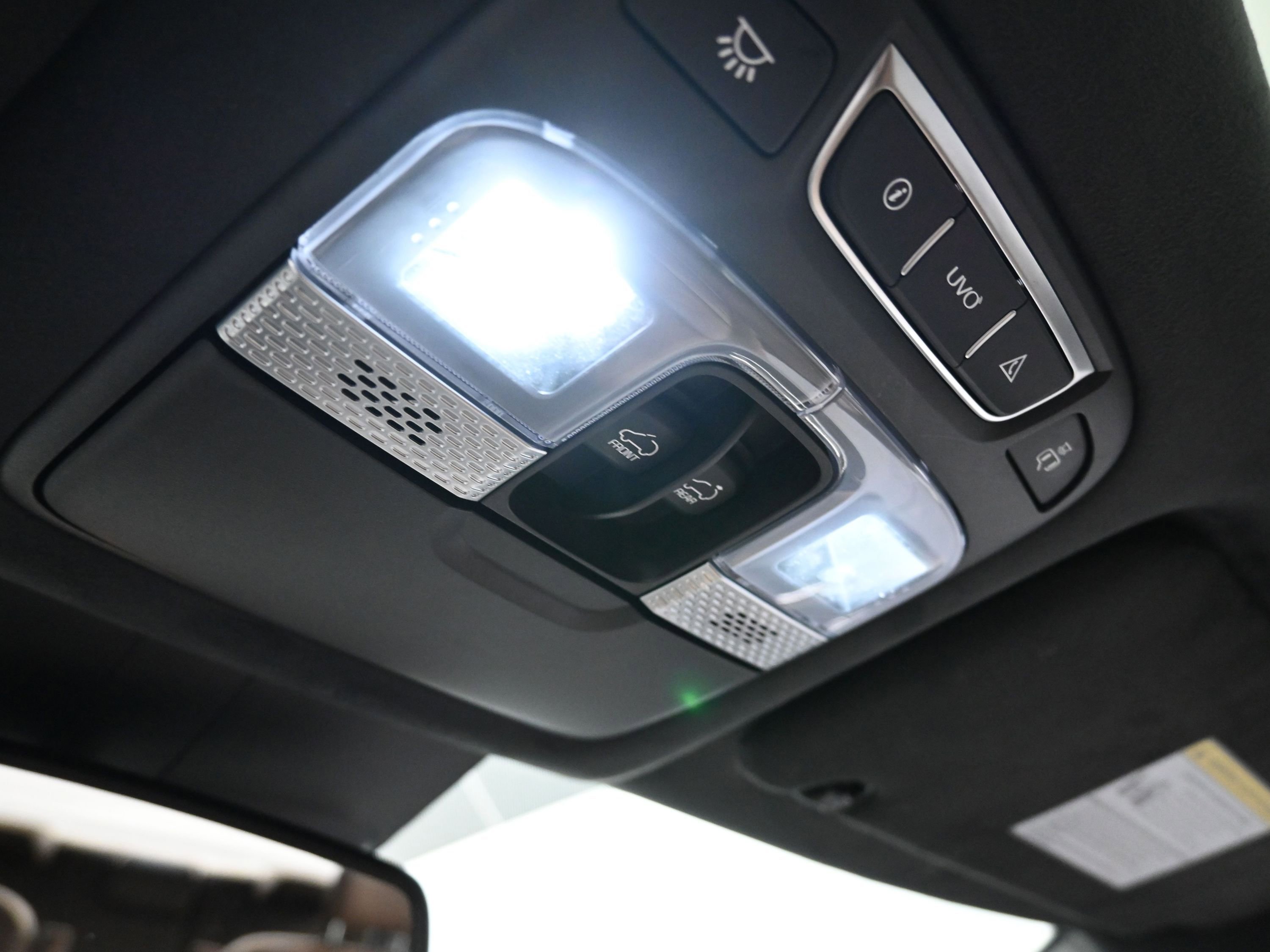 Used 2022 Kia Telluride SX w/ SX Prestige Package image 14