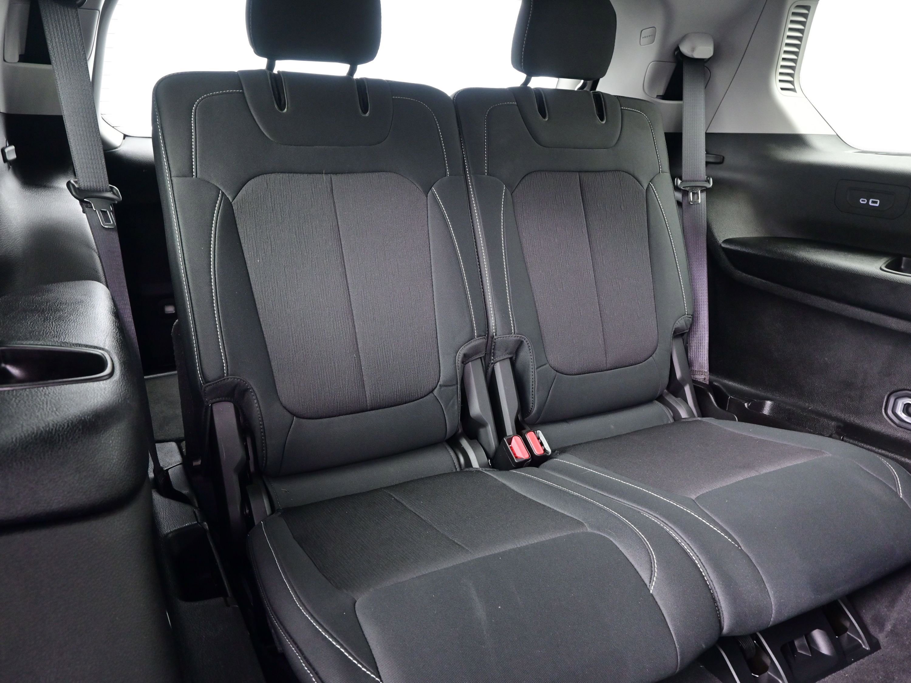 Used 2022 Jeep Grand Cherokee L Laredo w/ Luxury Tech Group I image 18