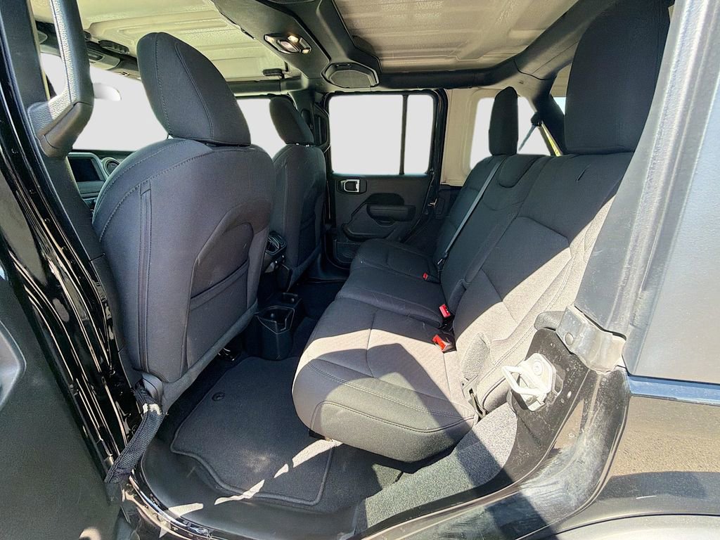Used 2023 Jeep Wrangler Sport S image 20