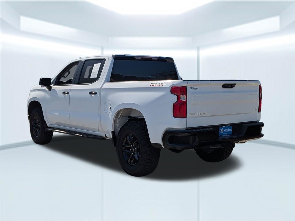 Used 2023 Chevrolet Silverado 1500 LT Trail Boss image 2