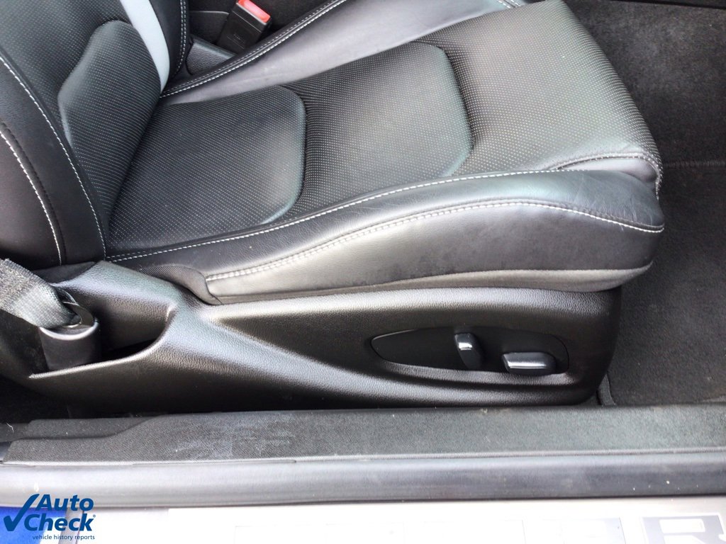 Used 2021 Chevrolet Camaro SS image 17