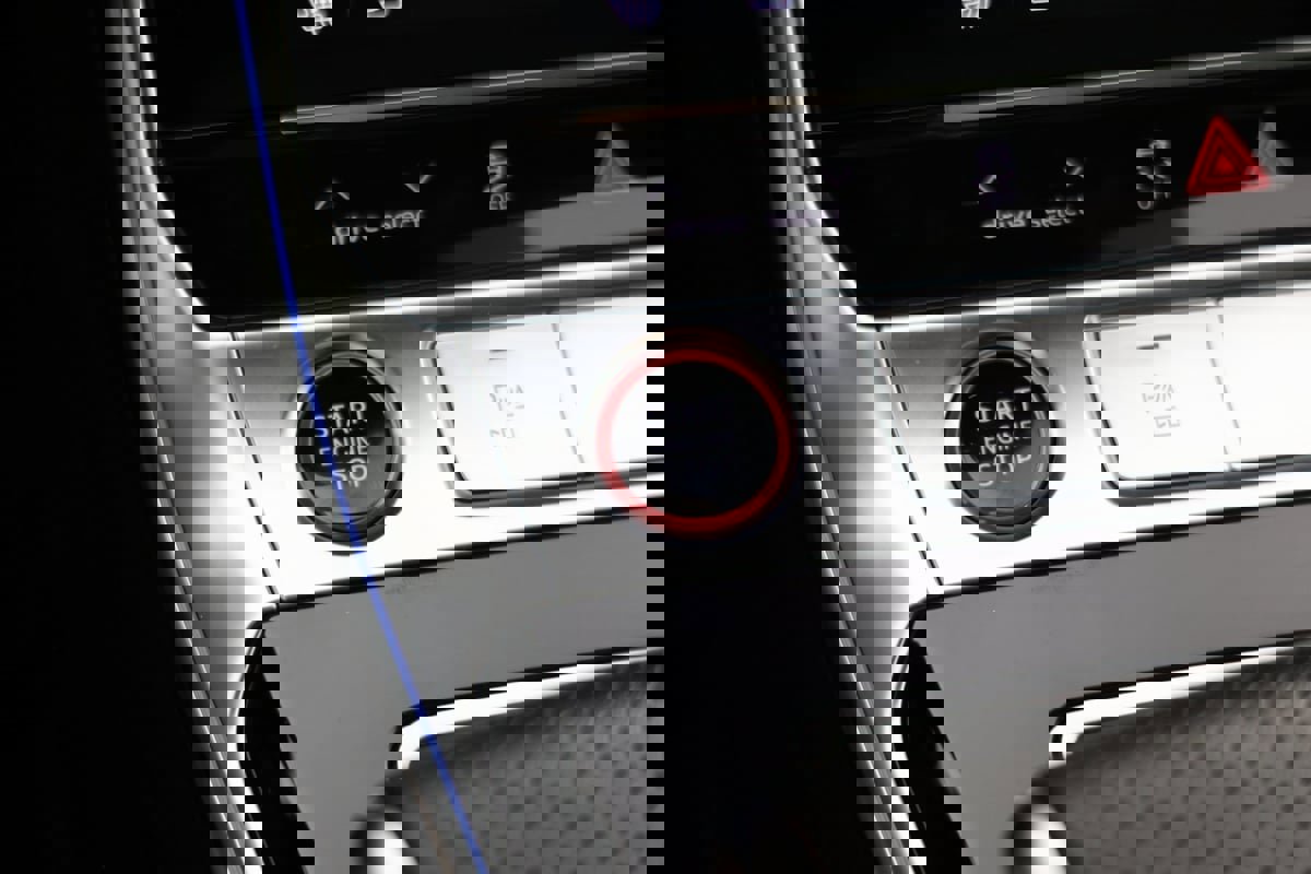 Used 2023 Audi RS 6 w/ Driver Assistance Package image 19