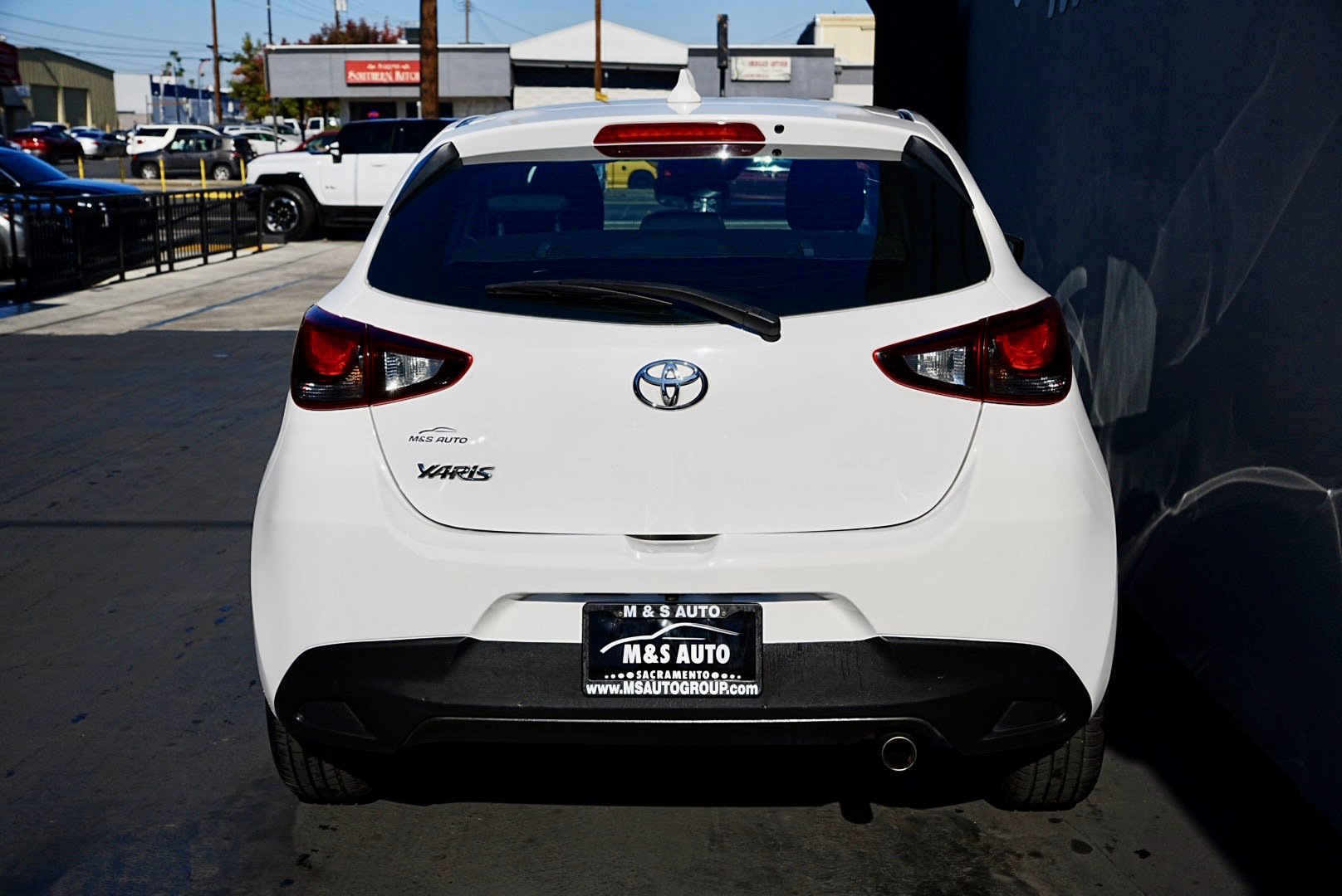 Used 2020 Toyota Yaris LE image 5