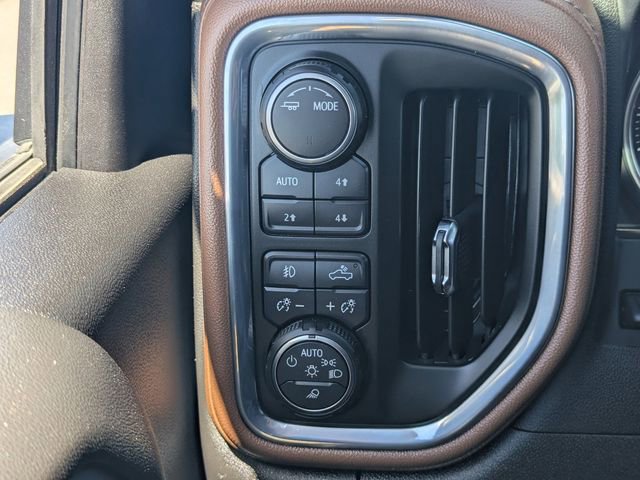Used 2023 Chevrolet Silverado 2500 High Country w/ Z71 Off-Road Package image 32