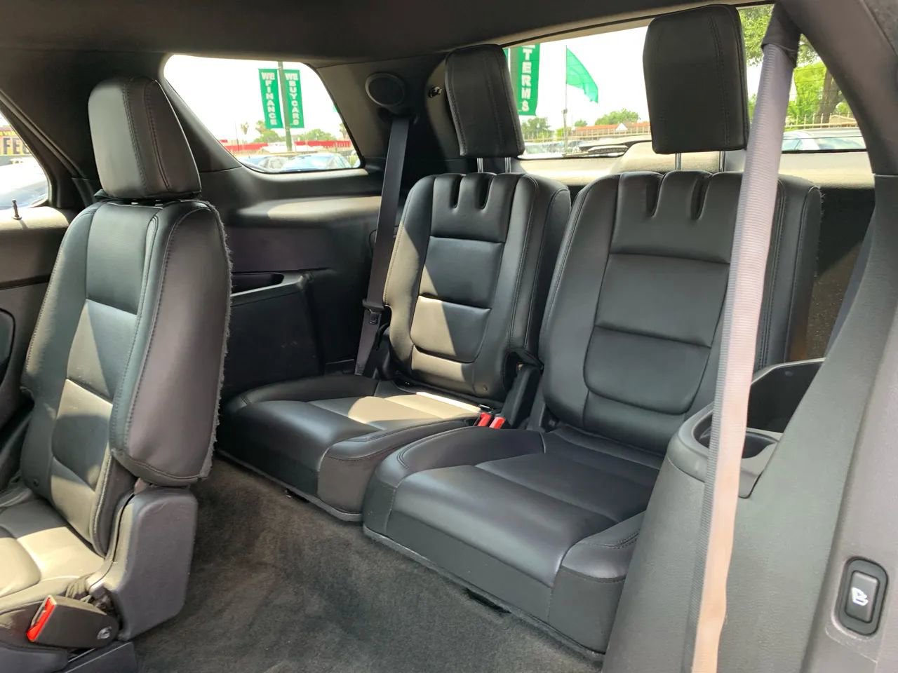 Used 2015 Ford Explorer Limited w/ Equipment Group 302A FWD image 10