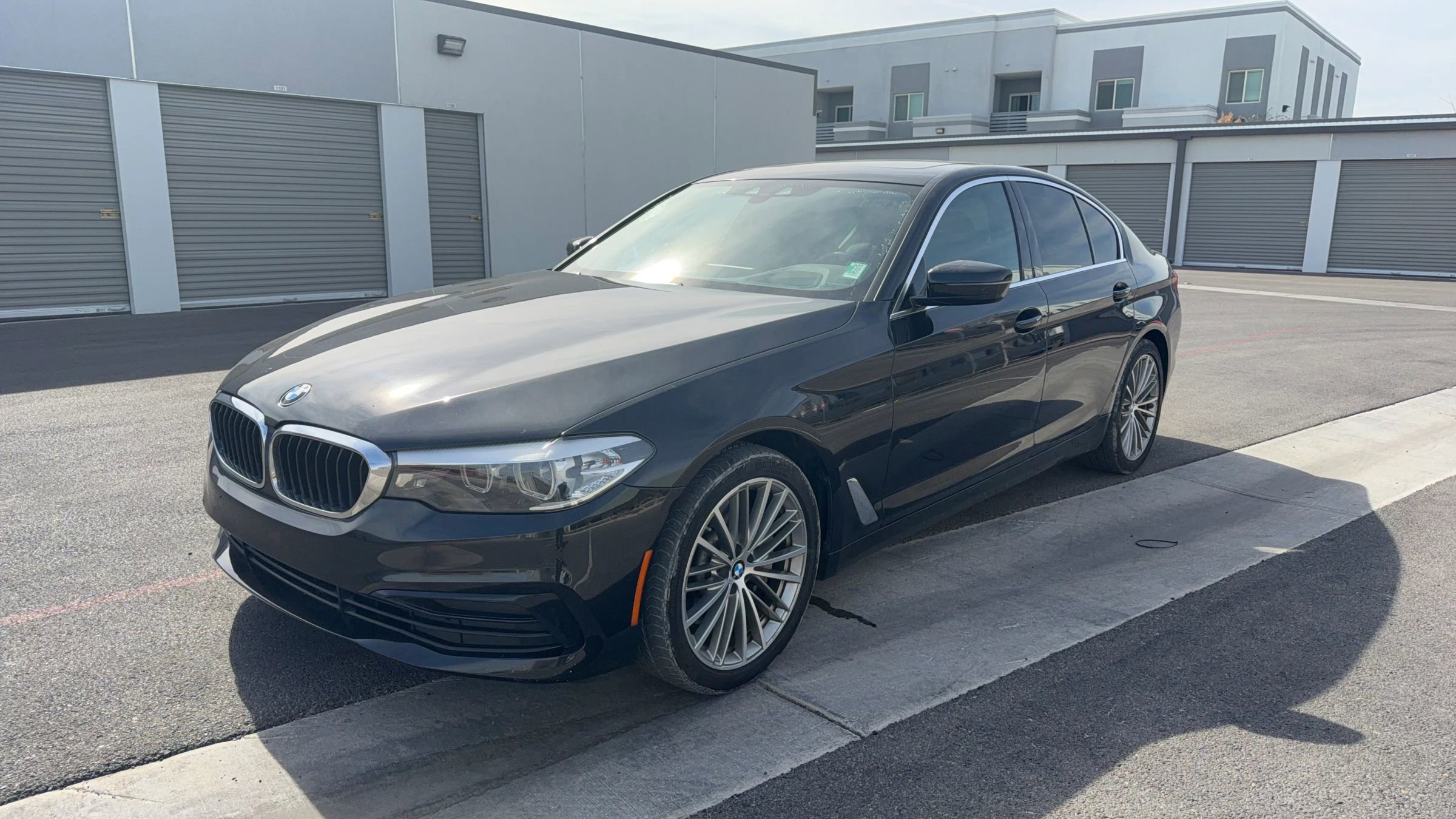 Used 2020 BMW 530i xDrive 530i xDrive Sedan 4D AWD/4WD image 2