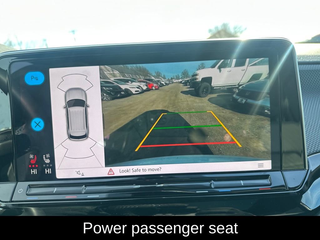 Used 2025 Volkswagen Atlas Cross Sport SEL image 17