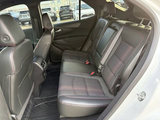 Certified 2022 Chevrolet Equinox RS w/ Infotainment Package image 23