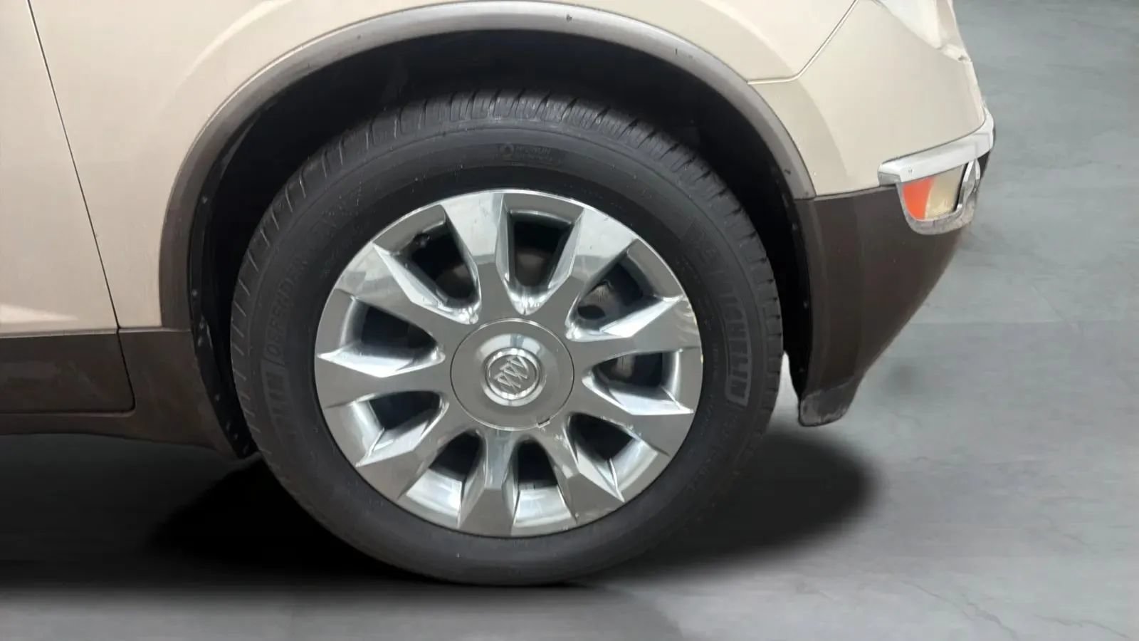 Used 2012 Buick Enclave Premium w/ Trailering Provision Package FWD image 25