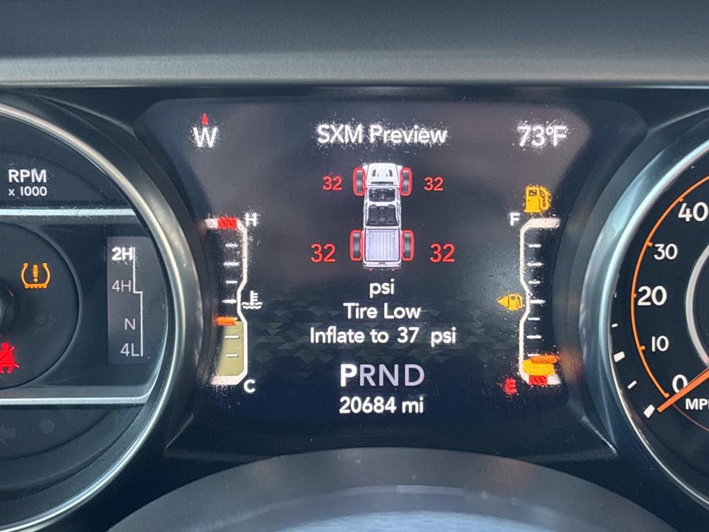 Used 2023 Jeep Gladiator Willys image 23