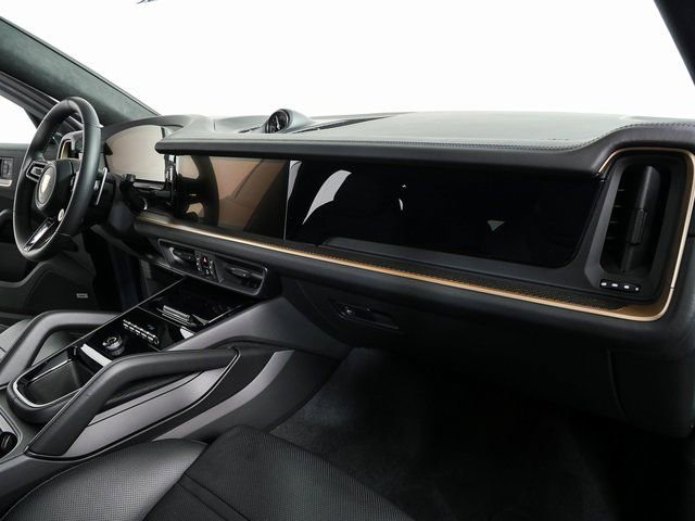 Certified 2024 Porsche Cayenne Turbo GT AWD/4WD image 25