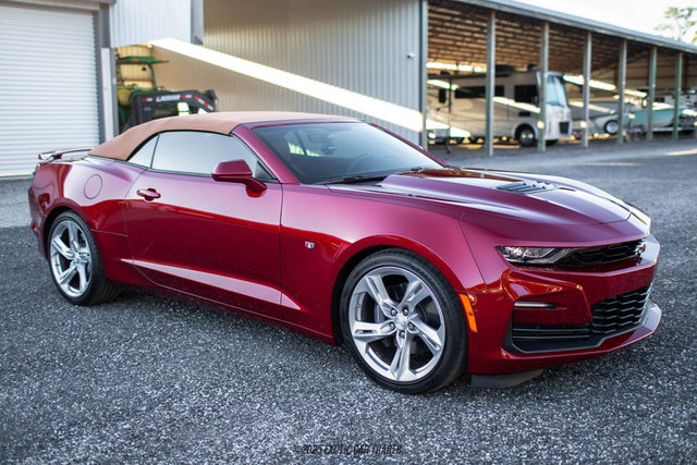 Used 2021 Chevrolet Camaro SS image 16