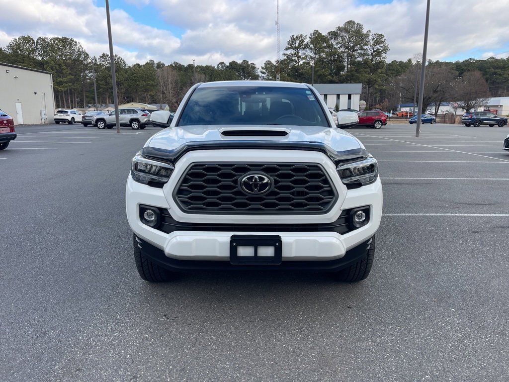 Used 2023 Toyota Tacoma TRD Sport w/ Technology Package image 4