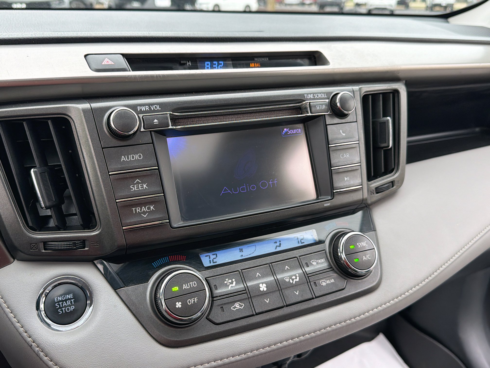 Used 2013 Toyota RAV4 Limited AWD/4WD image 15