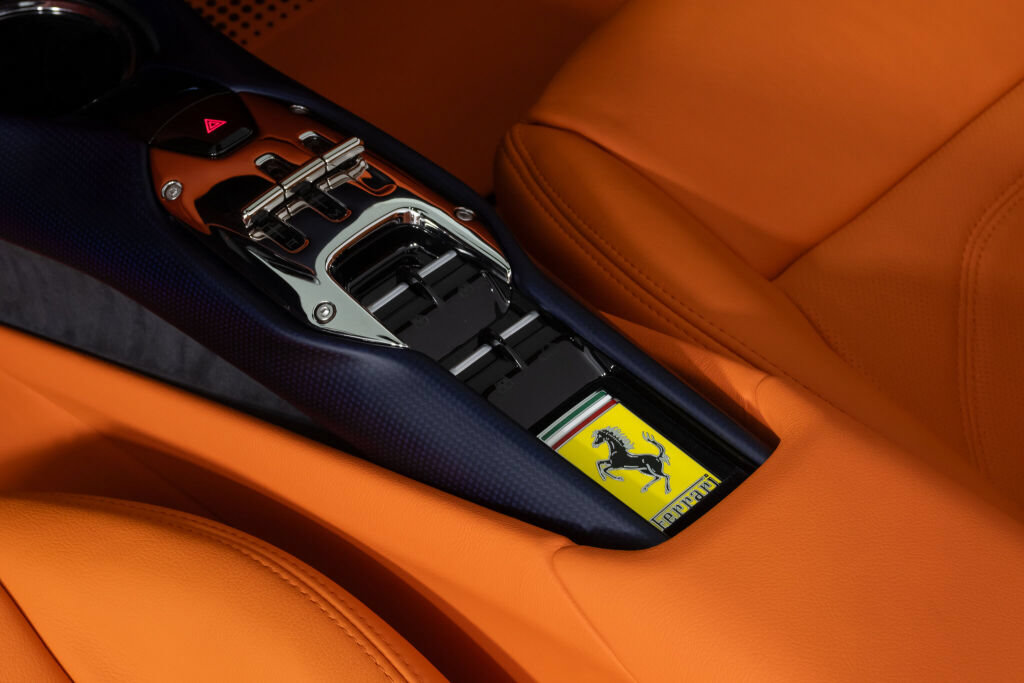 Used 2024 Ferrari 296 GTS RWD image 34