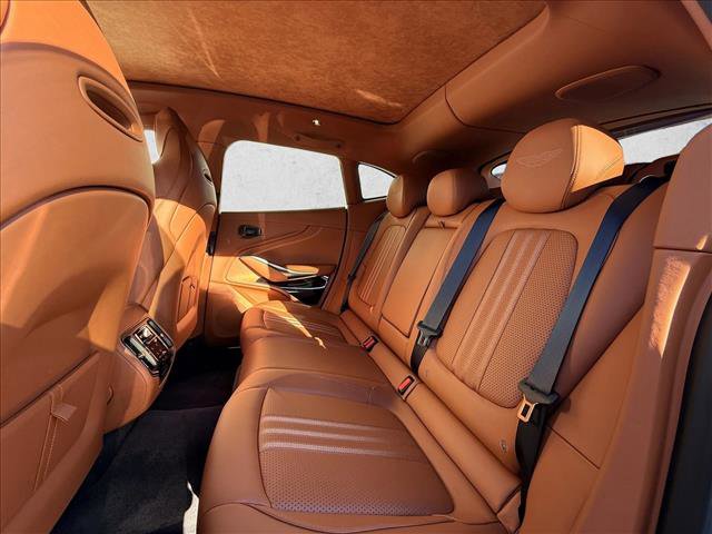 New 2026 Aston Martin DBX 707 image 12