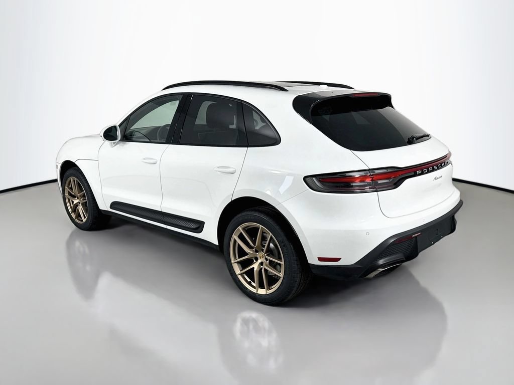 Certified 2023 Porsche Macan Turbo AWD/4WD image 3