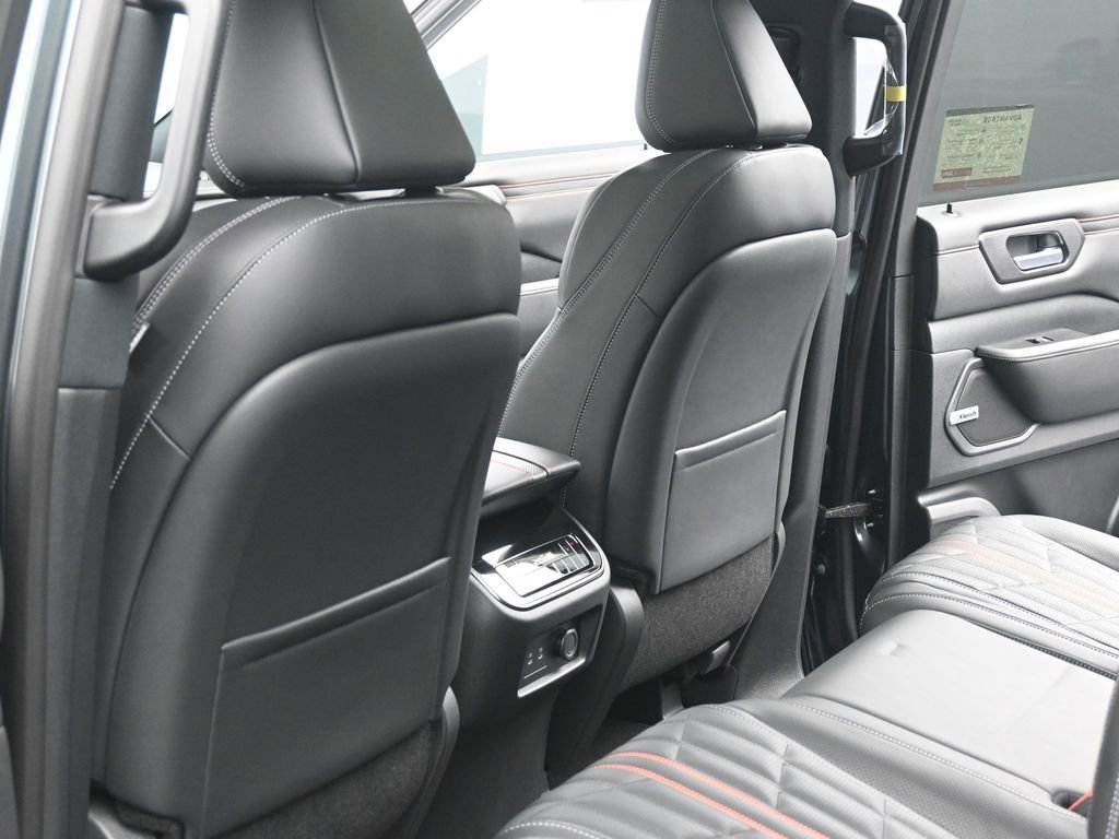 New 2026 Nissan Armada PRO-4X image 20