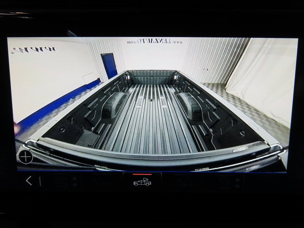 Used 2024 GMC Sierra 3500 Denali Ultimate image 26