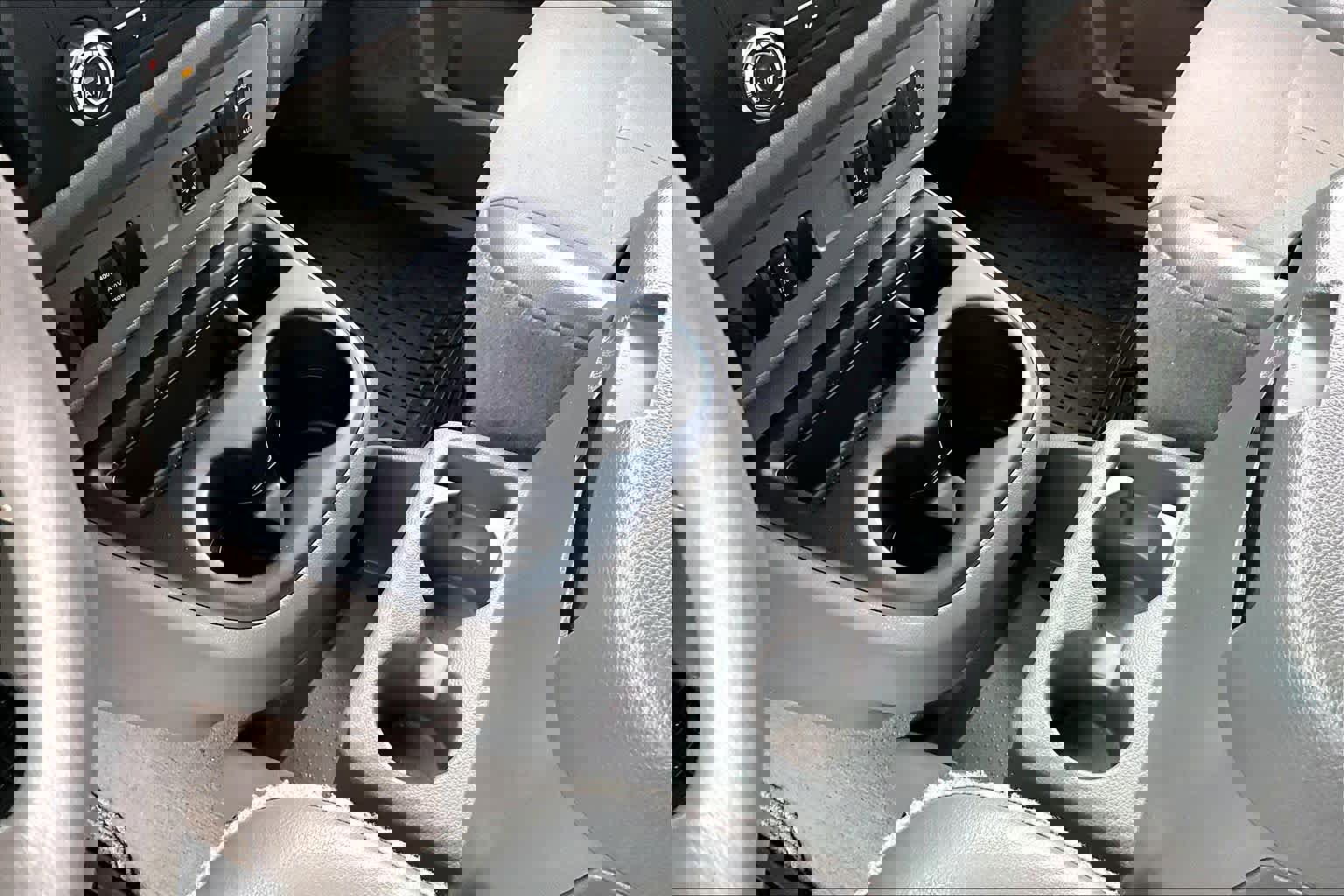 Used 2019 Nissan NV 3500 SV w/ Navigation Package image 14