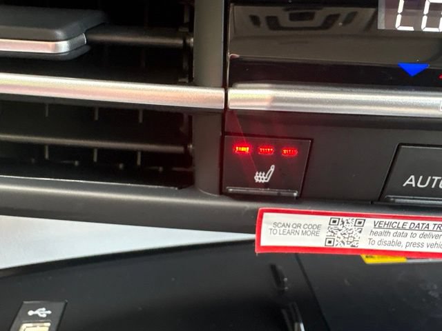 Used 2026 Toyota Sienna XLE FWD image 22