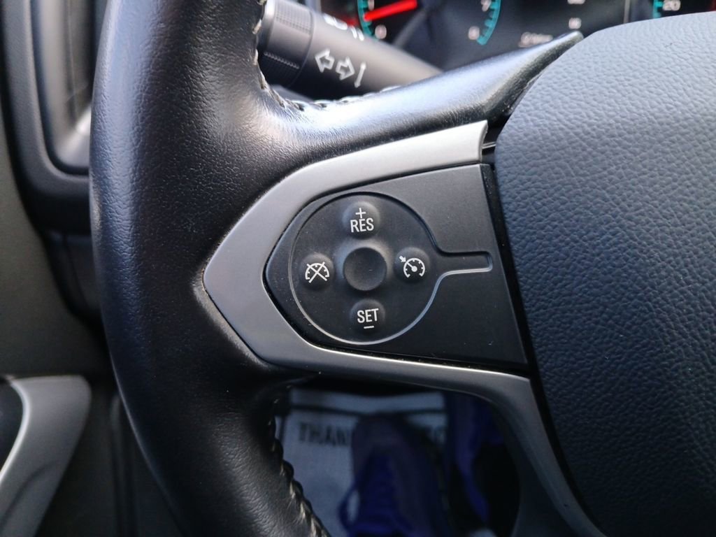Used 2022 Chevrolet Colorado LT AWD/4WD image 25