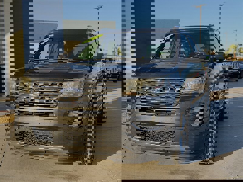 Used 2016 Ford Explorer Limited w/ Equipment Group 301A image 6