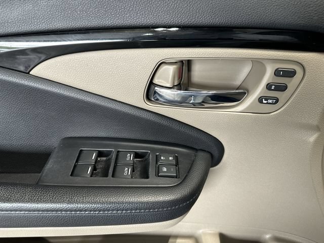 Used 2019 Honda Pilot Touring image 19