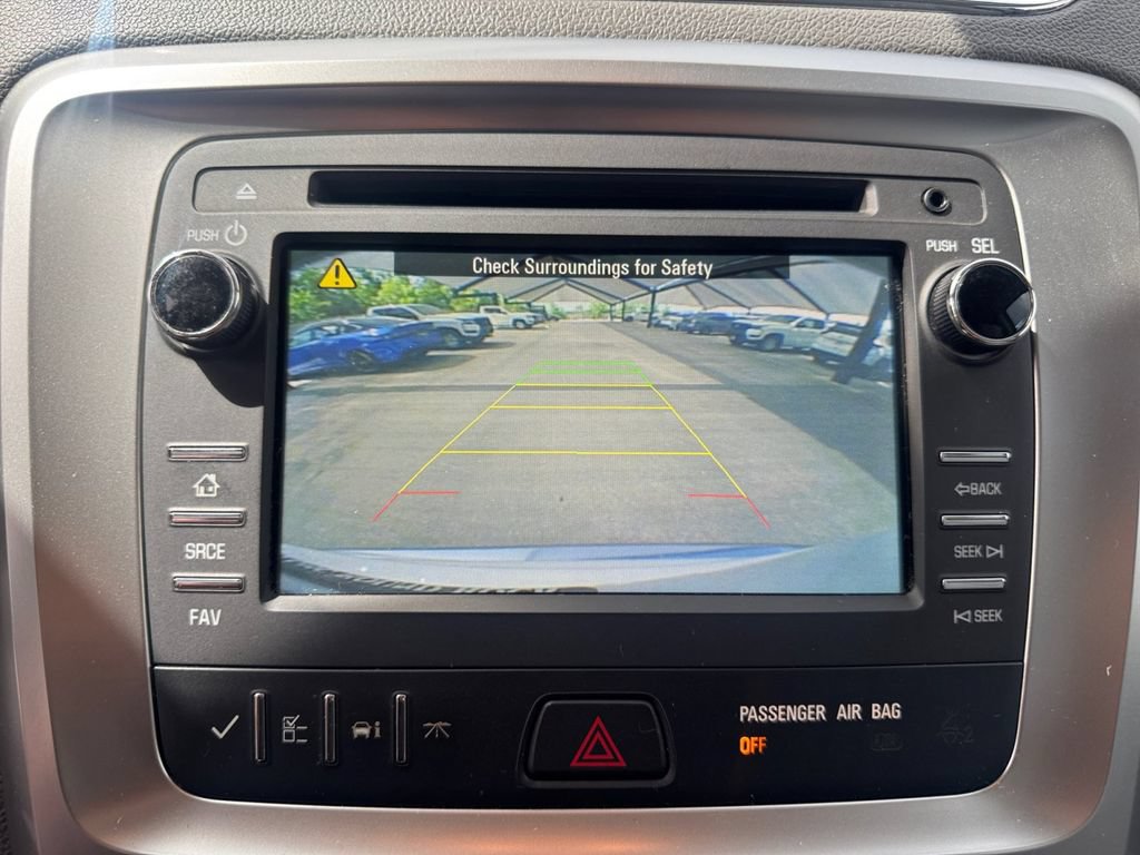 Used 2016 GMC Acadia SLE FWD image 27