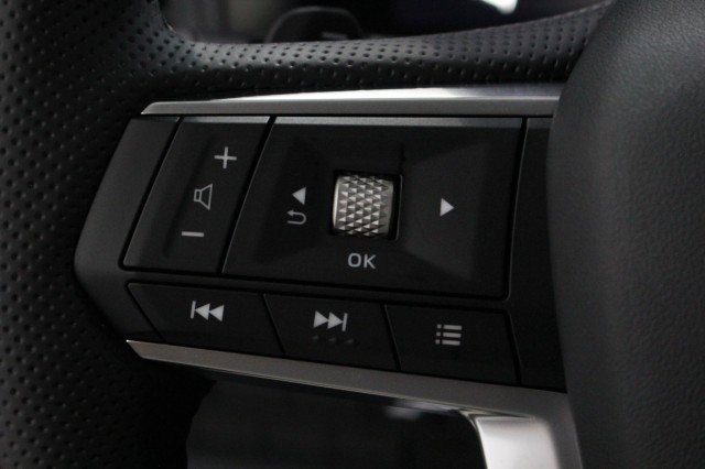 New 2026 Mitsubishi Outlander SEL image 9