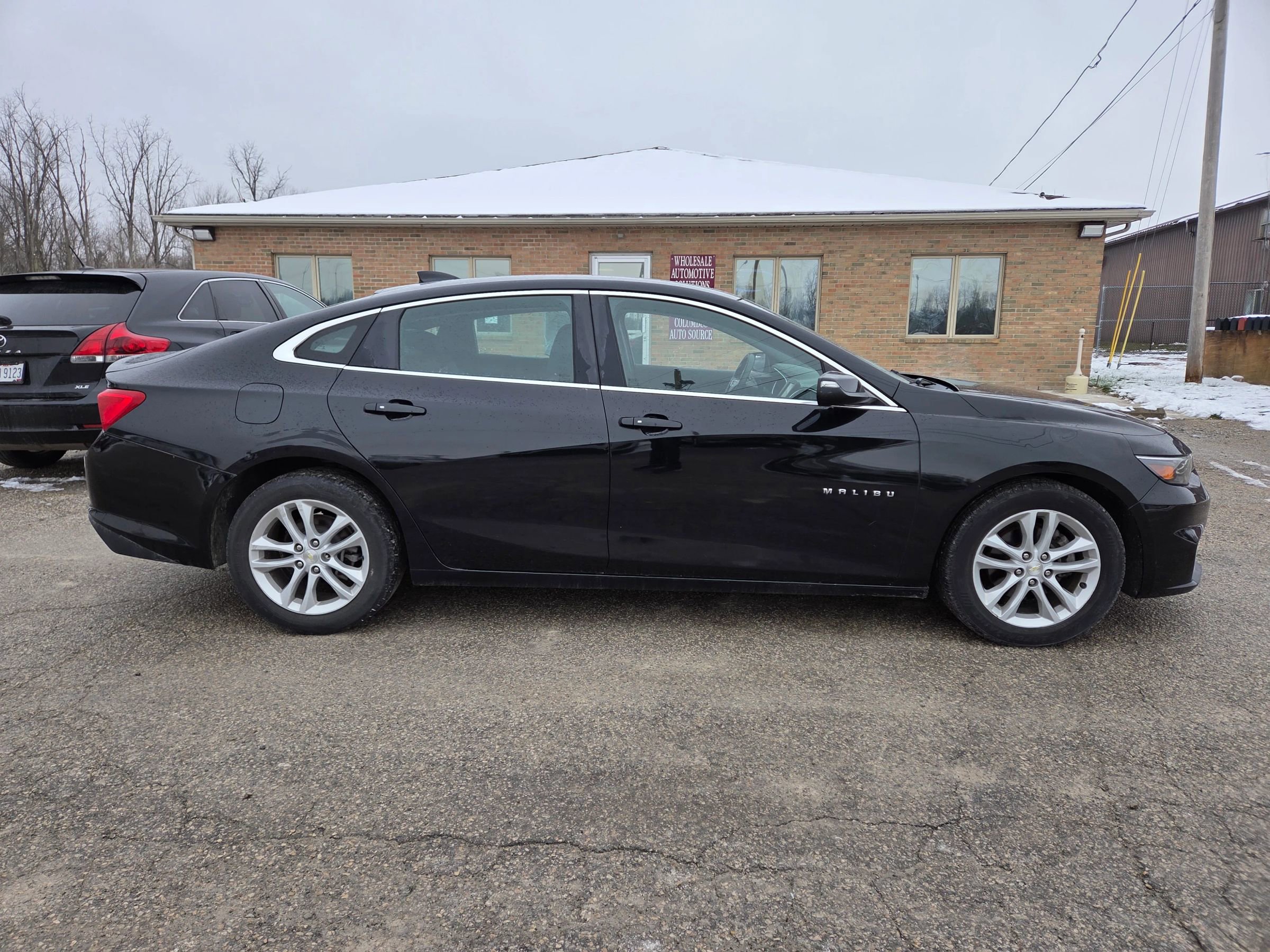 Used 2016 Chevrolet Malibu LT image 4