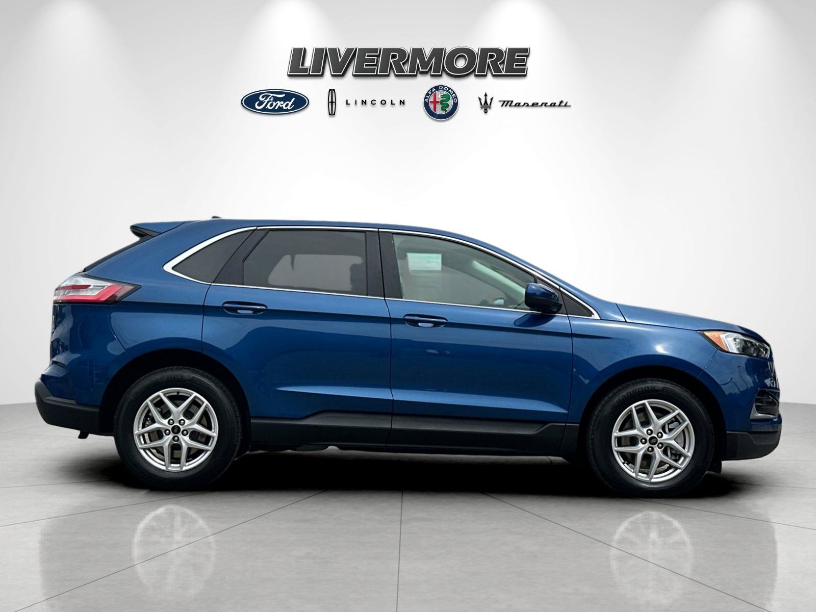 Certified 2024 Ford Edge SEL AWD/4WD image 2