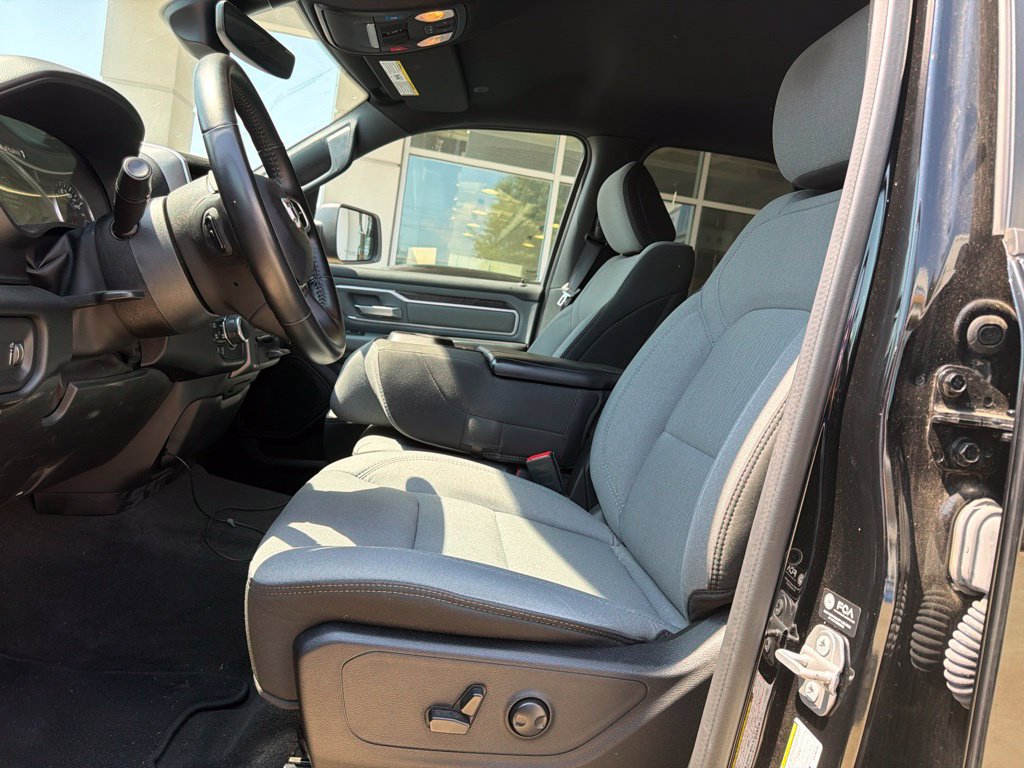 Used 2022 RAM 1500 Big Horn AWD/4WD image 8