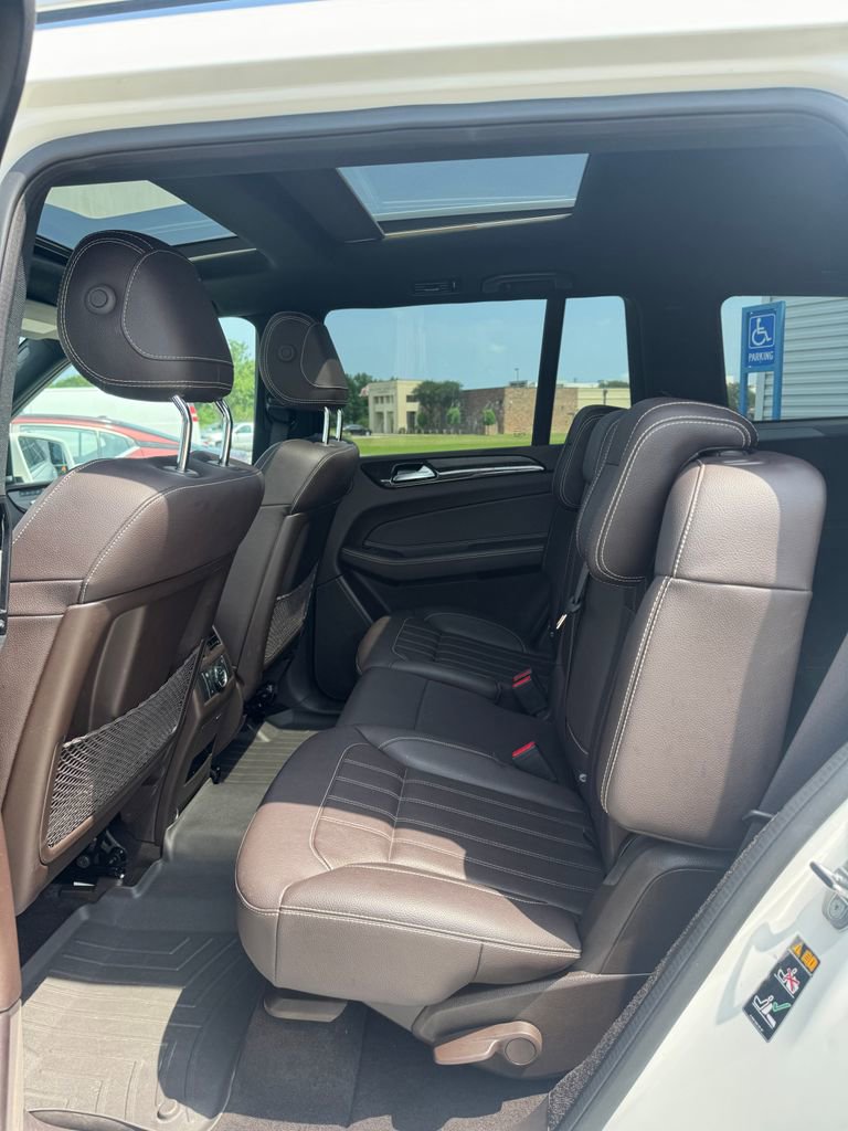Used 2019 Mercedes-Benz GLS 450 4MATIC image 17