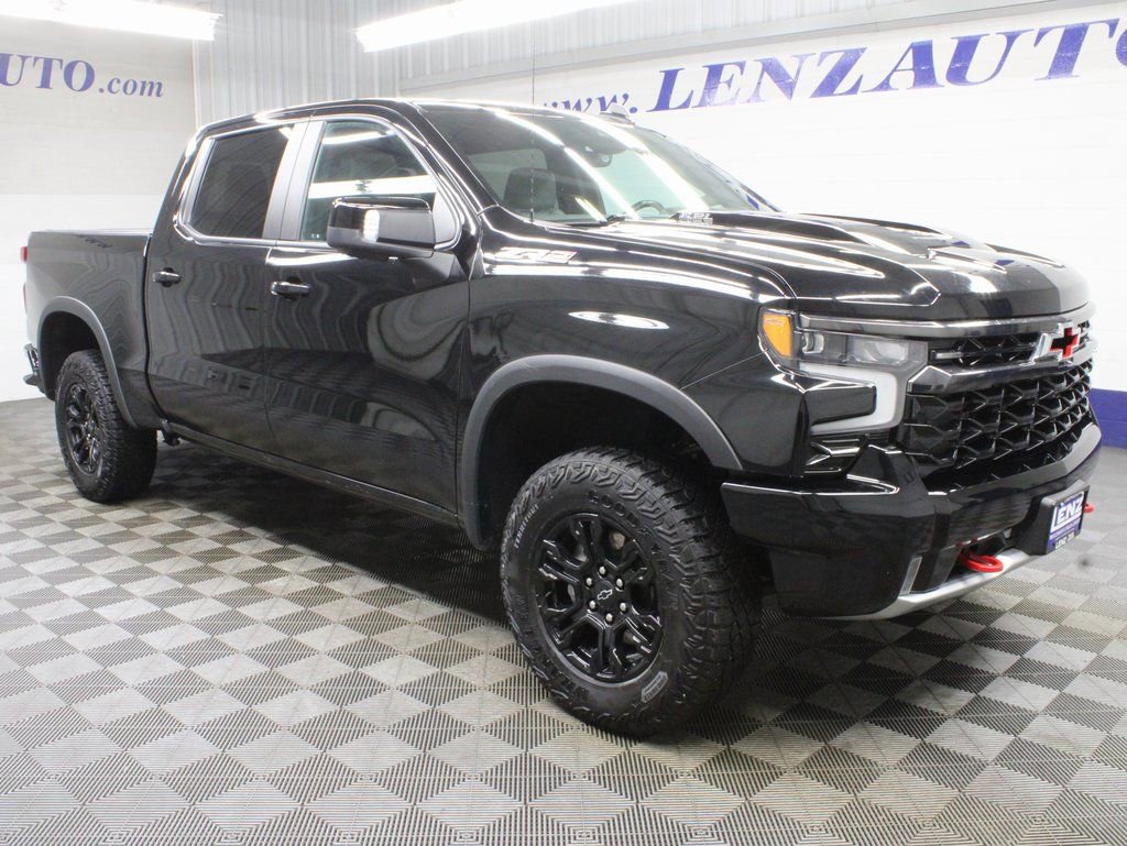 Used 2023 Chevrolet Silverado 1500 ZR2 w/ Technology Package video 3