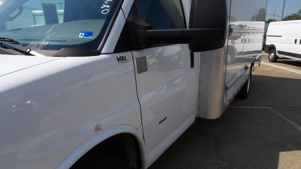 Used 2022 GMC Savana 3500 Extended w/ Power Convenience Package RWD image 10